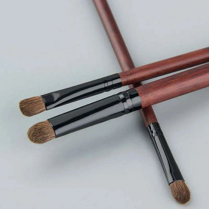 Ultimate Eye Artistry: Anmor 7-Piece Brush Set for Precision & Versatile Blending.
