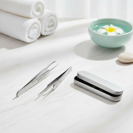 Ultra-Precision Blackhead Extractor: Advanced German Engineering for Radiant Skin - Très Elite