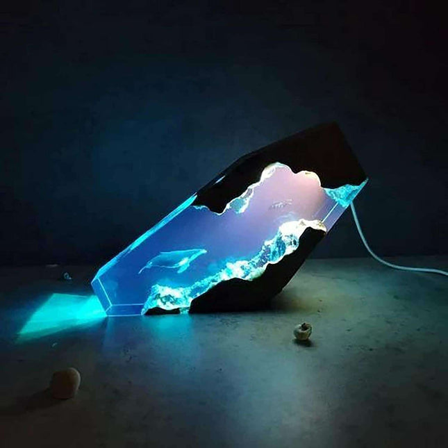 Underwater Wonders Artisan Resin Desk Lamp - A Must-Have for Ocean Lovers