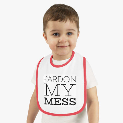 Upgrade Your Baby's Mealtime with our Cozy Baby Fleece Bib - Très Elite