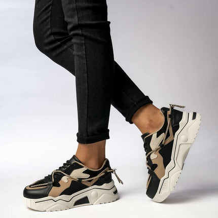 VEYRA BLACK Chunky Sneakers – Sporty Elegance & Comfort - Très Elite