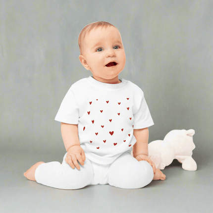 Valentine's Day Organic Cotton Baby Tee with Heart Design: Comfort Meets Elegance - Très Elite
