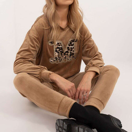 Velour Set Model 201588 For Women Blouse And Pants Set - Très Elite