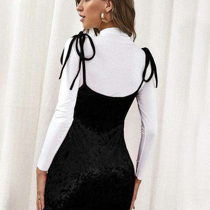 Velvet Charm Bow Suspender Mini Dress with Alluring Slit and Chic Bow Accent - Très Elite