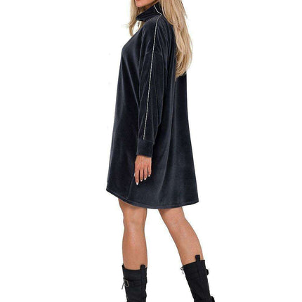 Velvet Daydream Swing Dress - Très Elite