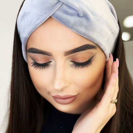 Velvet Elegance Twist Headband for Women Fashion Accessory - Très Elite
