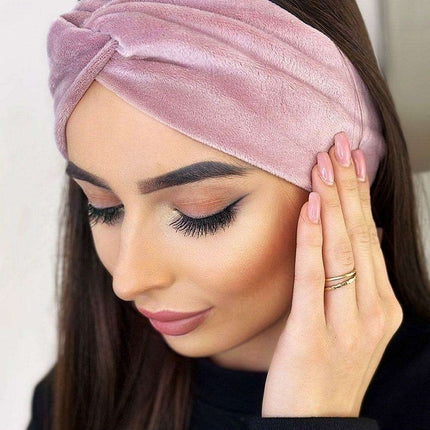 Velvet Elegance Twist Headband for Women Fashion Accessory- Très Elite- Très Elite