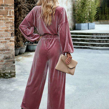Velvet Sophistication Women's 2-Piece Suit Set for Effortless Elegance - Très Elite