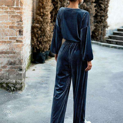 Velvet Sophistication Women's 2-Piece Suit Set for Effortless Elegance - Très Elite