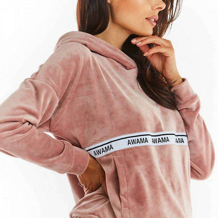 Velvety Comfort Kangaroo Pocket Hoodie - Très Elite