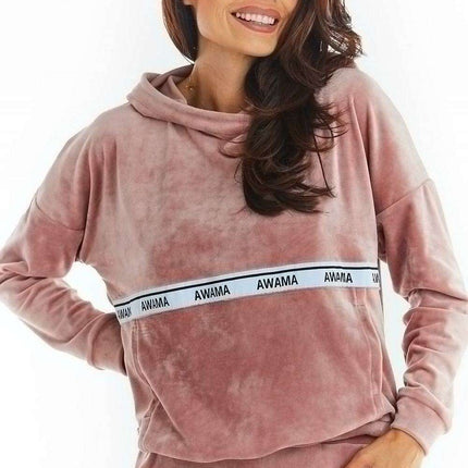 Velvety Comfort Kangaroo Pocket Hoodie - Très Elite