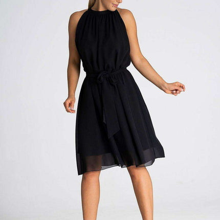 Versatile Chiffon Halter Evening Gown with Adjustable Sash - Stylish Trapezoidal Design - Très Elite