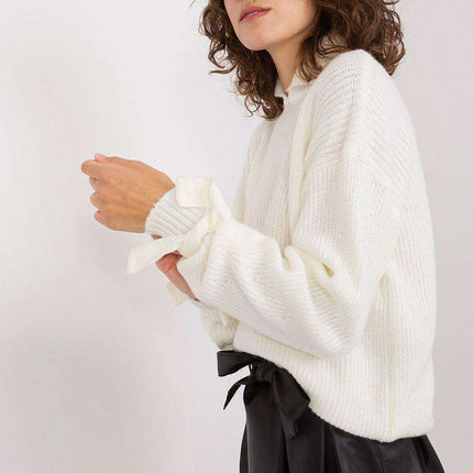 Versatile Elegance - Convertible Knit Sweater - Très Elite