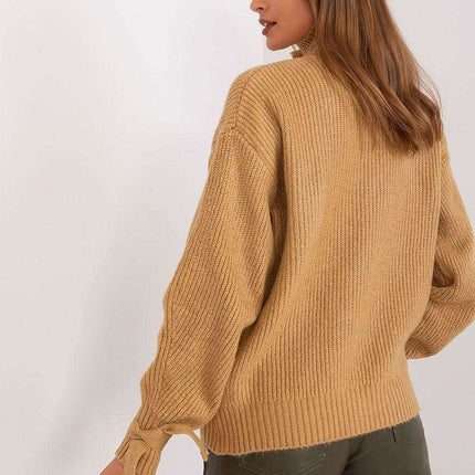 Versatile Elegance - Convertible Knit Sweater - Très Elite