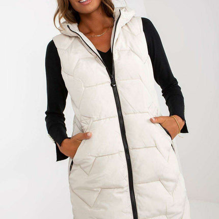 Versatile Quilted Sleeveless Jacket for All Seasons - Très Elite