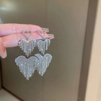 Vibrant Heart-Shaped Crystal Drop Earrings - Dazzling Rhinestone Statement Jewelry for Women with Bold Oversized Charm - Très Elite