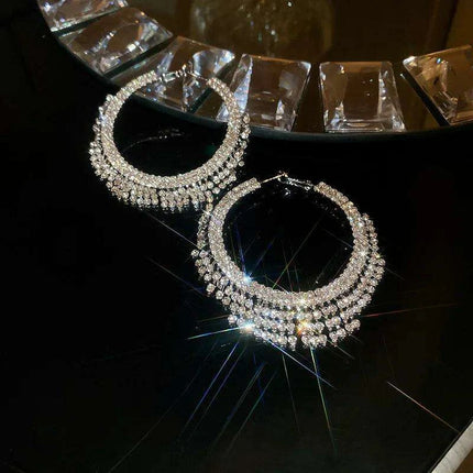 Vibrant Heart-Shaped Crystal Drop Earrings - Dazzling Rhinestone Statement Jewelry for Women with Bold Oversized Charm - Très Elite