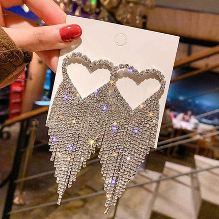Vibrant Heart-Shaped Crystal Drop Earrings - Dazzling Rhinestone Statement Jewelry for Women with Bold Oversized Charm - Très Elite