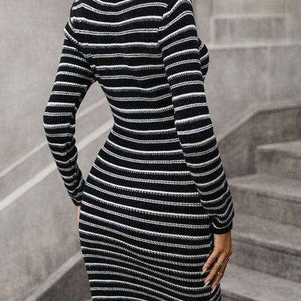 Vibrant Knit Pullover Sweater with Multicolor Stripes - Très Elite
