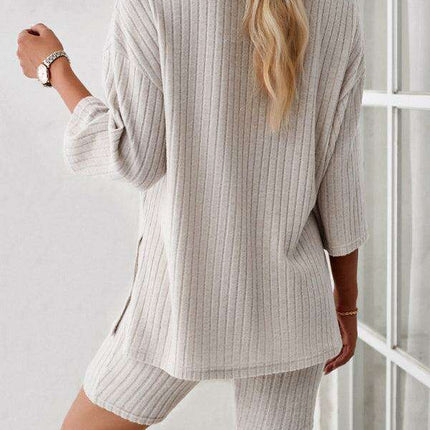 Vibrant Mid-Sleeve Suit for Effortless Sophistication - Très Elite