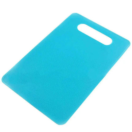 Vibrant Non-Slip Cutting Board Set for Safe and Stylish Culinary Preparation - Très Elite