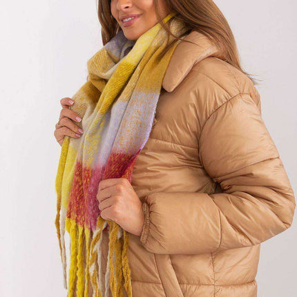 Vibrant Plaid Polyester Wrap with Tassels - Fashionable Cold Weather Essential - Très Elite