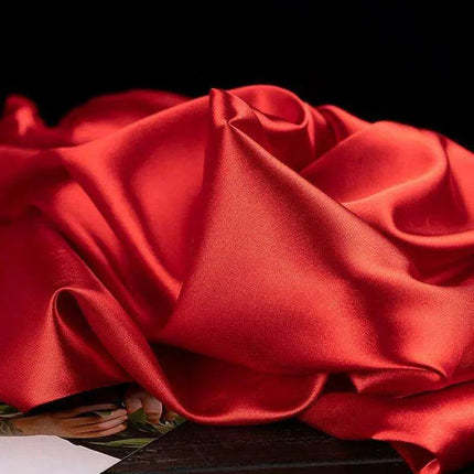 Vibrant Satin Fabric for Elegant Sewing and Crafting - Très Elite