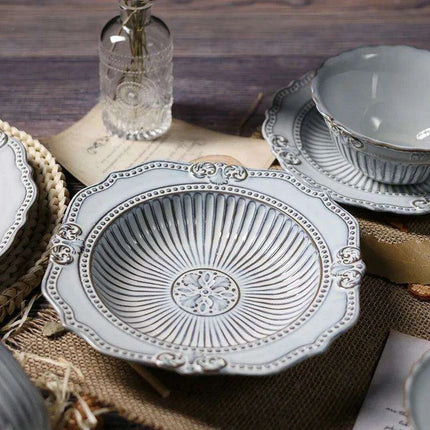 Vintage Baroque Embossed Ceramic Plate Collection - Set of 4 for Elegant Dining - Très Elite