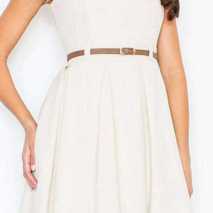 Vintage Charm Daydress - Reimagine the 60s with a Contemporary Twist - Très Elite