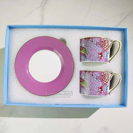 Vintage Elegance Couple's Ceramic Cup and Saucer Set - Perfect for Home and Office Enjoyment - Très Elite