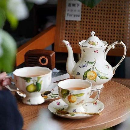 Vintage European Porcelain Tea and Coffee Set with Dessert Plate - Timeless Elegance Collection - Très Elite