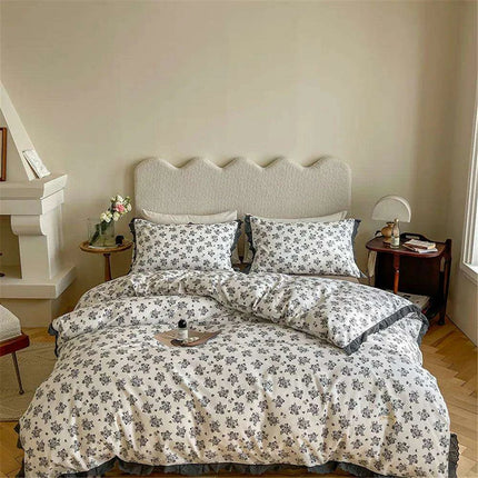 Vintage Lace Floral Egyptian Cotton 4-Piece Bedding Set with Shams - Très Elite