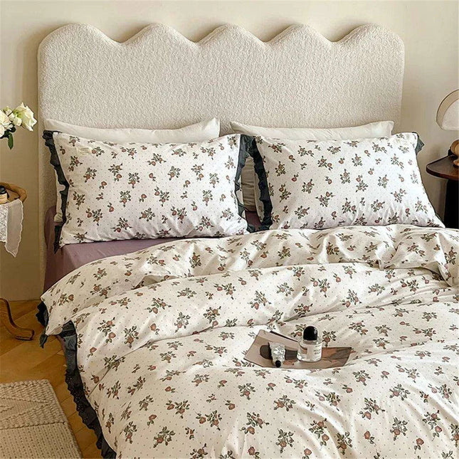 Vintage Lace Floral Egyptian Cotton 4-Piece Bedding Set with Shams