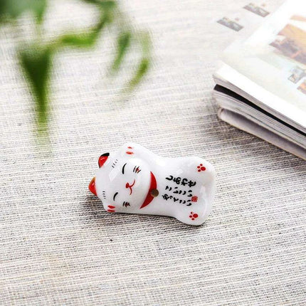 Whimsical Cat-Inspired Ceramic Chopstick Holder - Delightful Japanese Dining Accessory - Très Elite