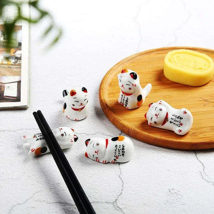 Whimsical Cat-Inspired Ceramic Chopstick Holder - Delightful Japanese Dining Accessory - Très Elite
