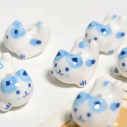 Whimsical Handmade Lucky Cat Bracelet - A Thoughtful Gift for Women and Girls - Très Elite