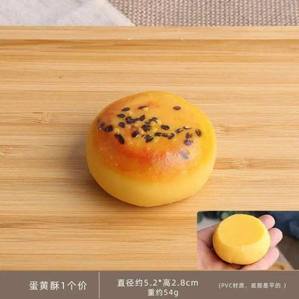 Whimsical Kawaii Mini Chinese Pastry Figurines - Adorable Collectible Delights - Très Elite