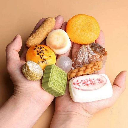 Whimsical Kawaii Mini Chinese Pastry Figurines - Adorable Collectible Delights - Très Elite