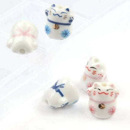 Whimsical Lucky Cat Ceramic Beads Set for Unique Jewelry Creations - 4 Pieces (13x14mm) - Très Elite