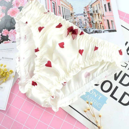 Whimsical Strawberry Ruffle Seamless Women's Underwear for Girls in Japanese Fashion - Très Elite