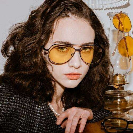 Wilderness Titanium Eyewear - Elegant Canadian Design with UV Protection - Laurence Paul Sunglasses - Stylish Fusion of Fashion and Function - Très Elite