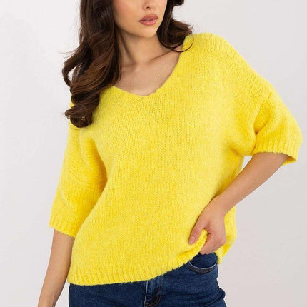 Women Short Sleeve Sweater Model 206714 Beige Wool Blend - Très Elite