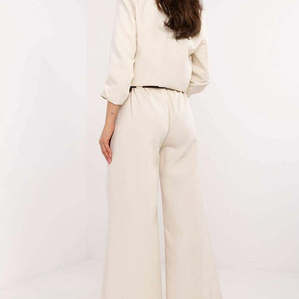 Women Trousers Model 206344 Culotte Silhouette Elegant Fit - Très Elite