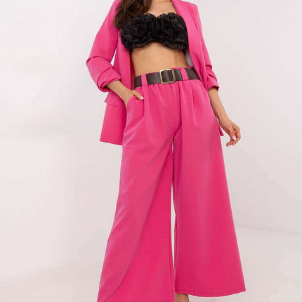 Women Trousers Model 206344 Culotte Silhouette Elegant Fit - Très Elite