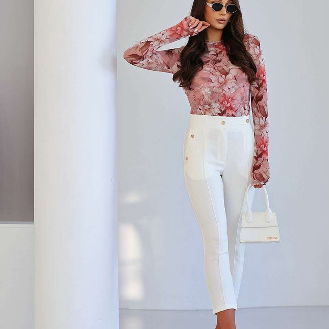 Women trousers model 209382