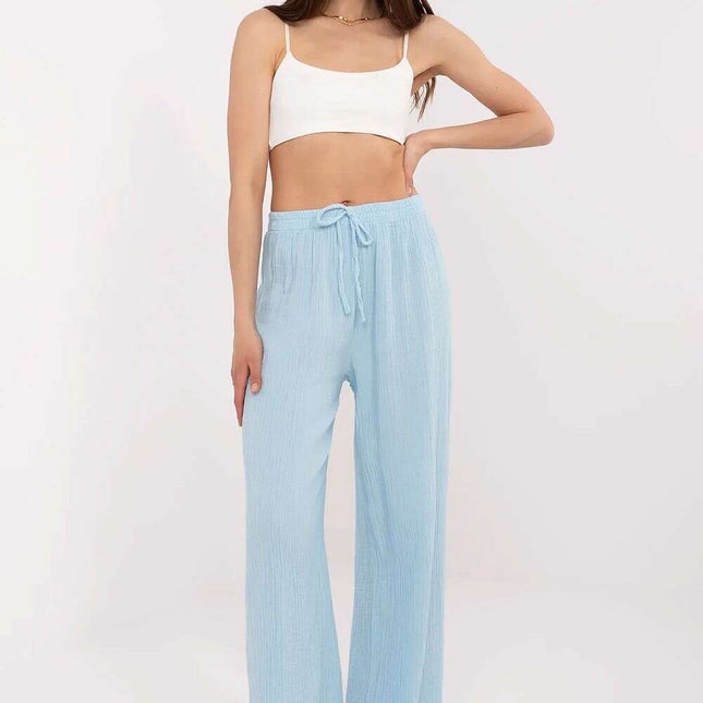 Women trousers model 212648