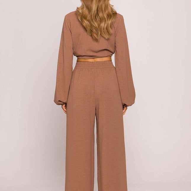 Women trousers model 213677