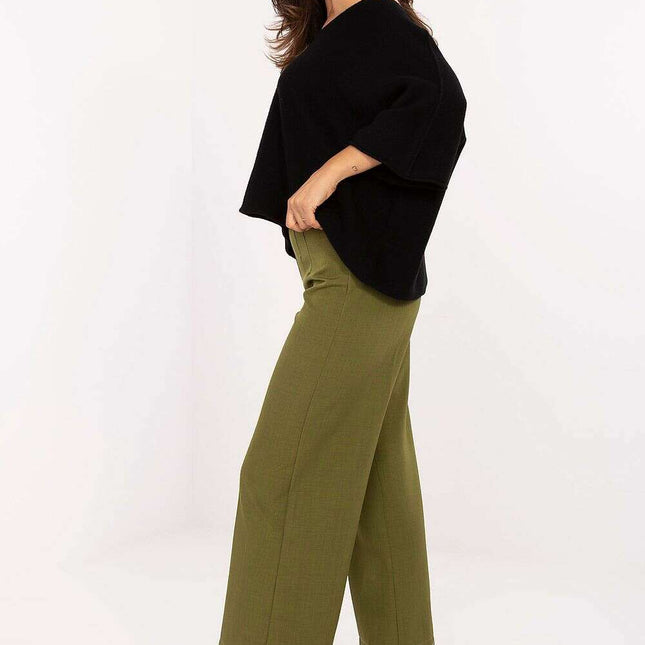Women trousers model 216726