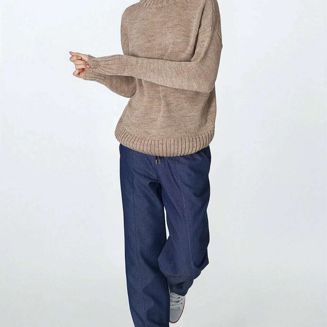 Women trousers model 216898