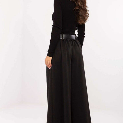 Women trousers model 220011 - Très Elite